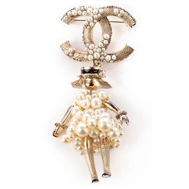Chanel Mademoiselle Coco Chanel Perla Broche Dorado Metálico