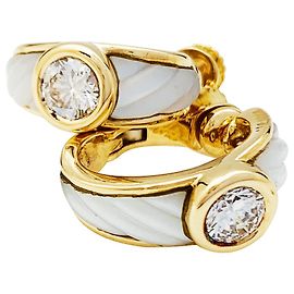 Pendientes Mauboussin, "Nadia" en oro amarillo, diamantes y nácar. Otro