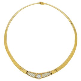 Mauboussin-Ikonische Mauboussin-Halskette, Nadia-Sammlung, ct Gold, Perlmutt, und zentraler Diamant 1,42 Karat.-Andere