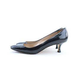 Manolo Blahnik Tacones Gatito Charol Negro Otro