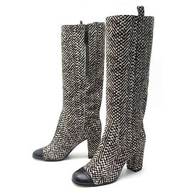 SAPATOS NOVOS CHANEL G26922 37.5 BOTAS COM SALTOS DE COURO POULAIN Marrom