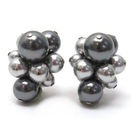 Céline-NEW CELINE CLUSTER OF SILVER AND GRAY PEARLS NEW EARRINGS-Silvery