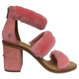 Ugg Sandals Pink