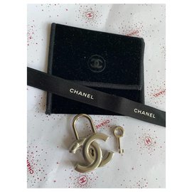 Chanel-Encantos de saco-Prata