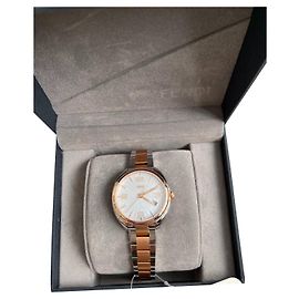 Relógio Fendi Momento aço dourado Dourado
