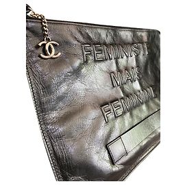 Pochette Chanel in pelle nera Nero
