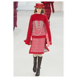 Chanel-RED CASHMERE CAPE F16 SHAWL AH2016 F16-Rouge