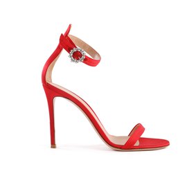 Gianvito Rossi-GIANVITO ROSSI PORTOFINO 100 Sandálias de cetim vermelho enfeitadas com cristais-Vermelho