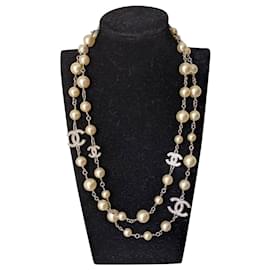 Chanel-CHANEL B14Collier en cristal de perles V Timeless CC Logo-Écru