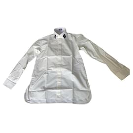 Chanel Tops Weiß