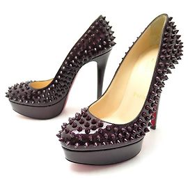 NUEVO CHRISTIAN LOUBOUTIN BIANCA SPIKE ZAPATOS 37 Bombas de charol Burdeos