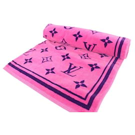 Louis Vuitton-Toalla de playa con monograma Vuittamins rosa neón-Otro