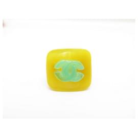 Chanel-NEW CHANEL CC LOGO RING SIZE 53 IN YELLOW & GREEN RESIN NEW RING JEWEL-Yellow