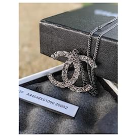 Chanel-Chanel CC B12P Camellia ruthenium necklace-Black