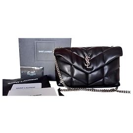 Saint Laurent Mini baiacu em pele de carneiro acolchoada Preto