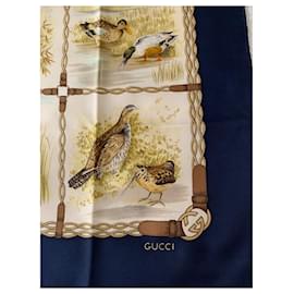 Gucci-Lenço de seda vintage-Multicor