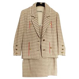 Tailleur Chanel de Saia Houndstooth Lã e Cashmere Bege Multicor