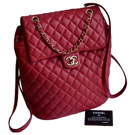 Chanel Mochila acolchoada atemporal com cartão Vermelho