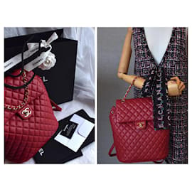 Chanel-Mochila atemporal acolchada con tarjeta-Roja