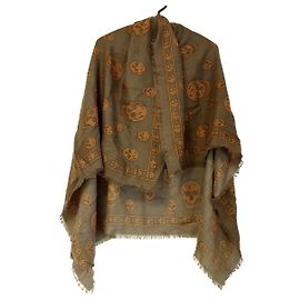 Pañuelo Alexander McQueen Castaño