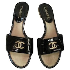 Chanel-Mules-Black