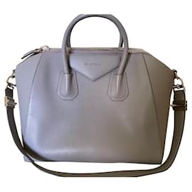 Bolsa tote Givenchy em couro cinza Cinza