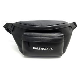 NEU BALENCIAGA SATTELTASCHE EVERYDAY BANANE 552375 Schwarze Ledertasche Schwarz