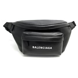 Balenciaga-SACOLA NOVA BALENCIAGA EVERYDAY BANANA 552375 Bolsa de couro preta-Preto