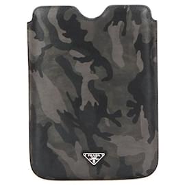 Prada-PRADA wallet-Khaki