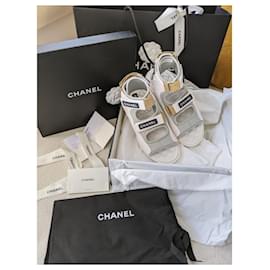 Chanel-Sandales Papa Blanches Chanel-Blanc