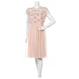 Needle & Thread Kleid mit Stickerei Rosa Gr L Pink