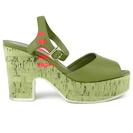 Fendi-Fendi Orange Leather Platform Sandals-Orange