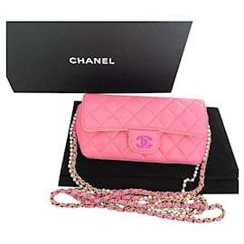 Chanel-Borsa mini pochette Chanel in pelle di agnello rosa con perle e tracolla a catena-Rosa