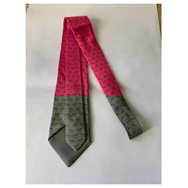 Hermès-Laços-Rosa