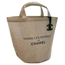 Chanel Eimer Tasche Beige