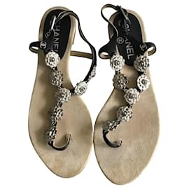 Chanel-Camelia Thongs Sandals-Black,Silvery