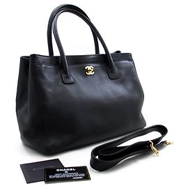 Borsa Executive CHANEL 2Borsa a tracolla Way Caviar nera Nero