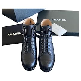 Chanel Lacets Noir