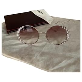 Fendi-Sunglasses-Pink