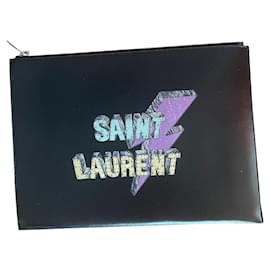 Saint Laurent-Pochettes-Noir