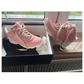 Chanel-sneakers-Rose