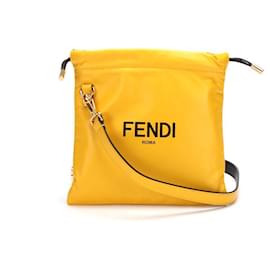 Fendi-Slim Clutch Shoulder Back 8BT337 in yellow-Yellow