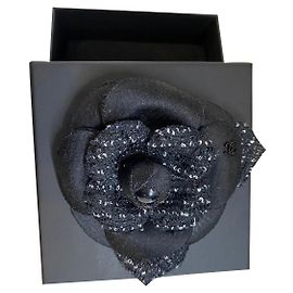 Chanel Brosche Kamelie , Schwarz und weiß , neuf Schwarz Weiß