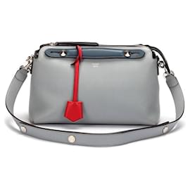 Fendi-Cuir Fendi à propos 8BL124-5QJ-Gris