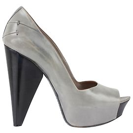 Costume National Escarpins Peep Toe Gris Gris