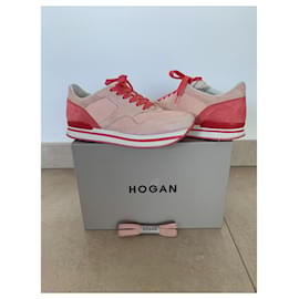 Hogan-KORB-Pink