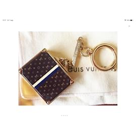 Louis Vuitton-Key Holder-Brown,Gold hardware