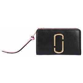 Marc Jacobs The Snapshot Wallet in Black Black