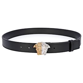 Versace-Cinto de couro liso masculino Versace em preto com fecho Medusa-Preto