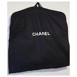 Chanel-Satteltaschen-Schwarz,Weiß